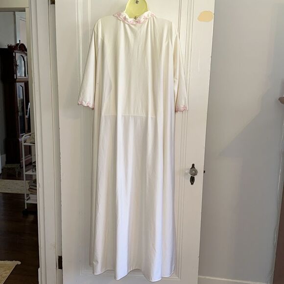 Vintage Robert Chiha-Rosenfeld off white Qiana nylon long zip front kaftan robe - Picture 7 of 10